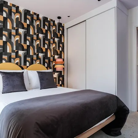 Aparthotel El Reloj