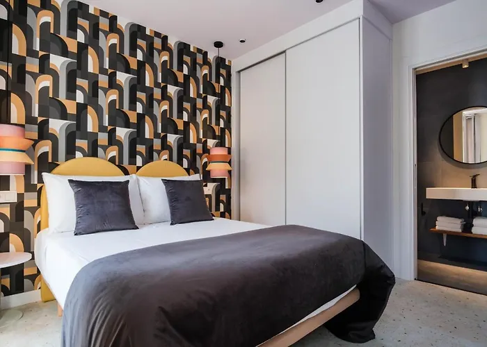 Apartahotel El Reloj