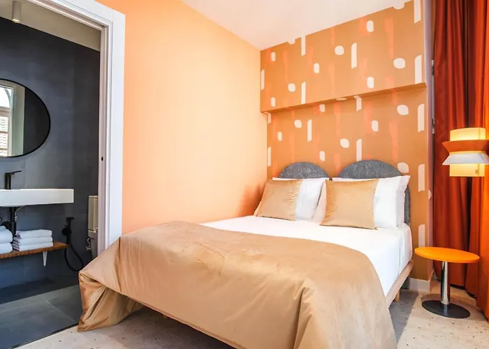 Apartahotel El Reloj