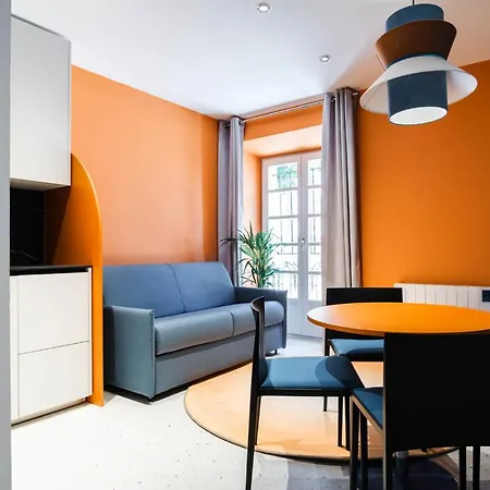 El Reloj Apartahotel