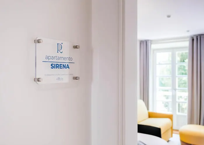 El Reloj Apartahotel